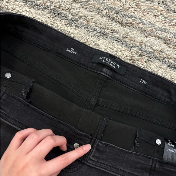 Liverpool Gia Glider Pull-On Shorts Sz 22W NWT | Liverpool Women Mini Shorts NWT - Picture 8 of 15